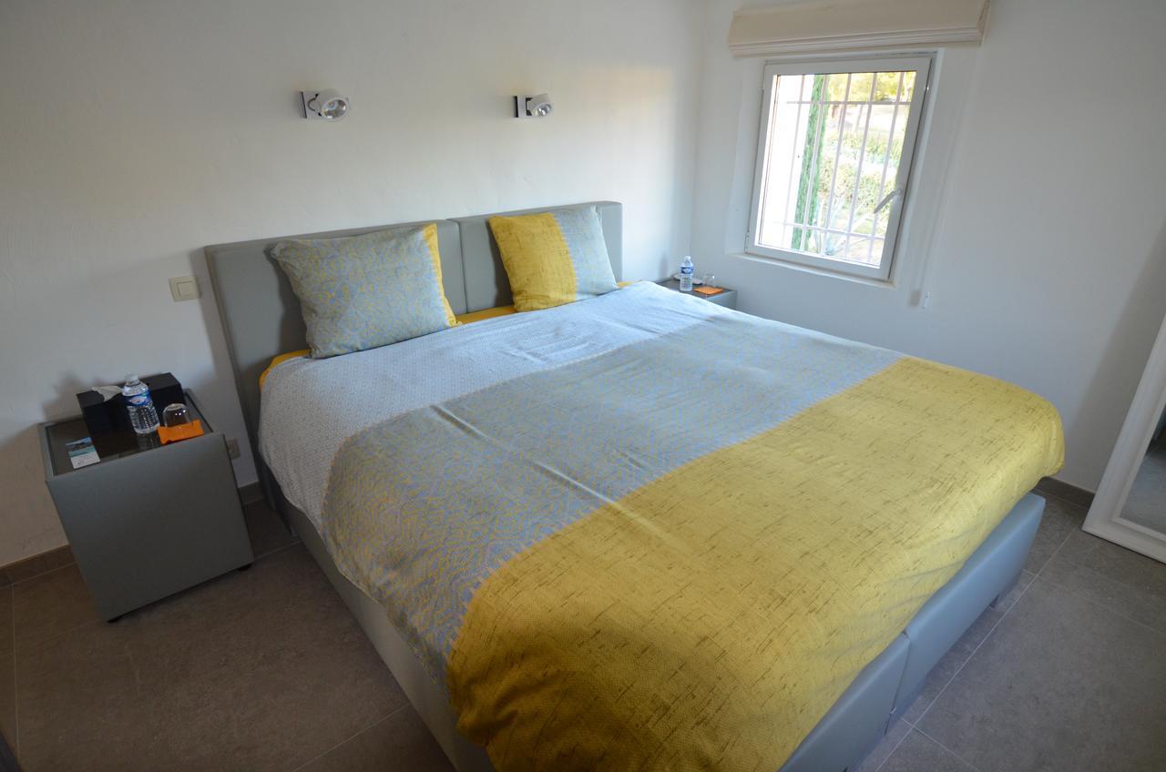 Domaine De Claude Bed & Breakfast La Cadiere-d'Azur Dış mekan fotoğraf